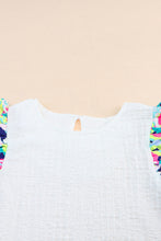 Cargar imagen en el visor de la galería, White Voluminous Printed Puff Sleeve Textured Top