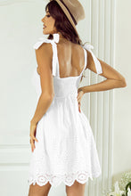 Cargar imagen en el visor de la galería, White Boho Eyelet Pattern Halter Neck Sleeveless Dress