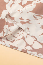 Cargar imagen en el visor de la galería, Khaki Floral Print Ruffle Short Sleeve Blouse