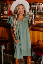 Cargar imagen en el visor de la galería, Mist Green Ruffle Sleeve V Neck Frilled Shift Dress