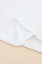 Cargar imagen en el visor de la galería, White Voluminous Printed Puff Sleeve Textured Top