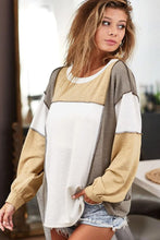 Cargar imagen en el visor de la galería, Khaki Exposed Seam Color Block Patchwork Top