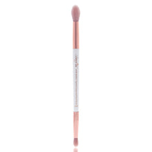 Load image into Gallery viewer, This Luxe Basics Tapered Crease and Pencil Shadow Brush #207 gives you an effortless and flawless eye look in no time. Shake up your beauty routine while apply your favorite shadows with this ultra-soft, easy to use, bunny loving brush.  The best price and deal w/ Bonitawholesale.com
