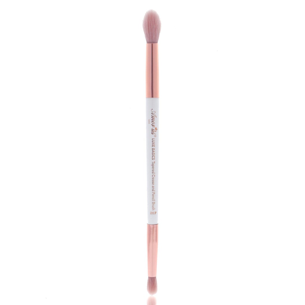 This Luxe Basics Tapered Crease and Pencil Shadow Brush #207 gives you an effortless and flawless eye look in no time. Shake up your beauty routine while apply your favorite shadows with this ultra-soft, easy to use, bunny loving brush.  The best price and deal w/ Bonitawholesale.com