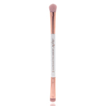 Load image into Gallery viewer, This Luxe Basics Smoke and Smudge Brush #206 gives you an effortless and flawless eye look in no time. Shake up your beauty routine while apply your favorite shadows with this ultra-soft, easy to use, bunny loving brush.  The best price and deal w/ Bonitawholesale.com