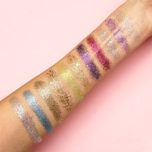 Cargar imagen en el visor de la galería, KARA- ES108 : Pop That Glitz Shadow Palette 6 PCS