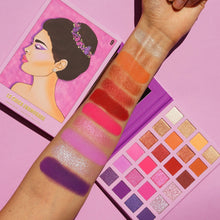Cargar imagen en el visor de la galería, KARA-ES112 : LA CHICA ENAMORADA 24 Colors Shaodw Palette 6 PCS