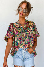 将图片加载到图库查看器，Green V Neck Short Bubble Sleeve Paisley Blouse
