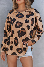 Load image into Gallery viewer, Leopard Print Long Sleeve Loose Top
