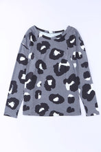 Load image into Gallery viewer, Leopard Print Long Sleeve Loose Top
