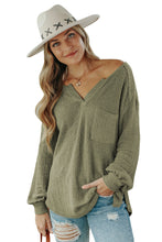 将图片加载到图库查看器，Green Waffle Knit Split Neck Pocketed Loose Top
