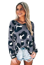 Load image into Gallery viewer, Leopard Print Long Sleeve Loose Top
