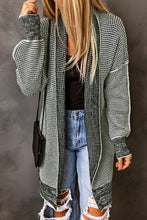 Cargar imagen en el visor de la galería, Gray Plaid Knitted Long Open Front Cardigan
