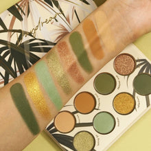 Load image into Gallery viewer, Kara- ES105 : Botanical Collection &#39;Daydream&#39; Shadow Palette 3 PCS
