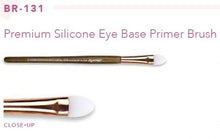 Load image into Gallery viewer, Amor US-BR131 : Premium Pro Silicone Applicator This Premium Silicone Applicator brush is designed to give you an effortless makeup application with its flexible, slightly tapered silicone head. Define your eye look while applying cream, liquid or gel eyeshadow and glitter with this brush. The best price and deal w/ Bonitawholesale.com !!!
